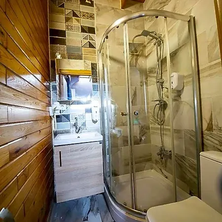 Hotel Royal Garden And 3*